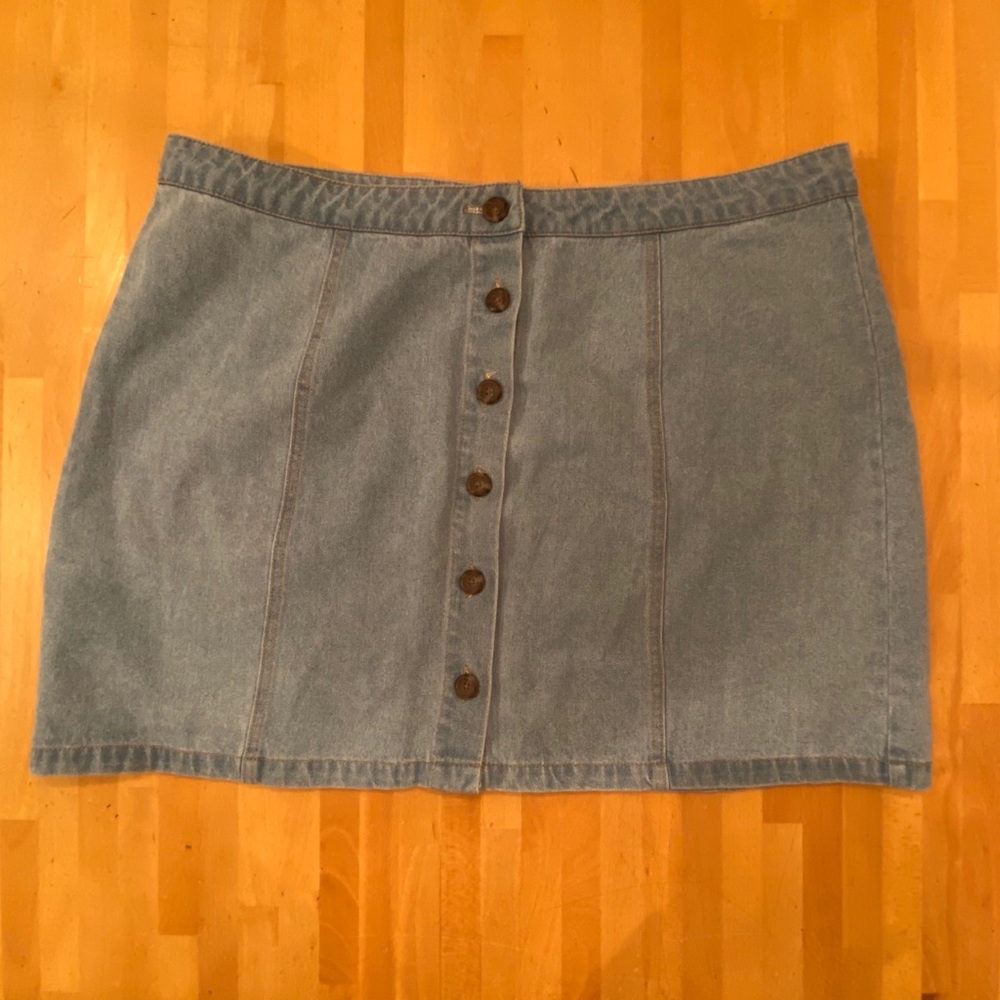 Denim skirt